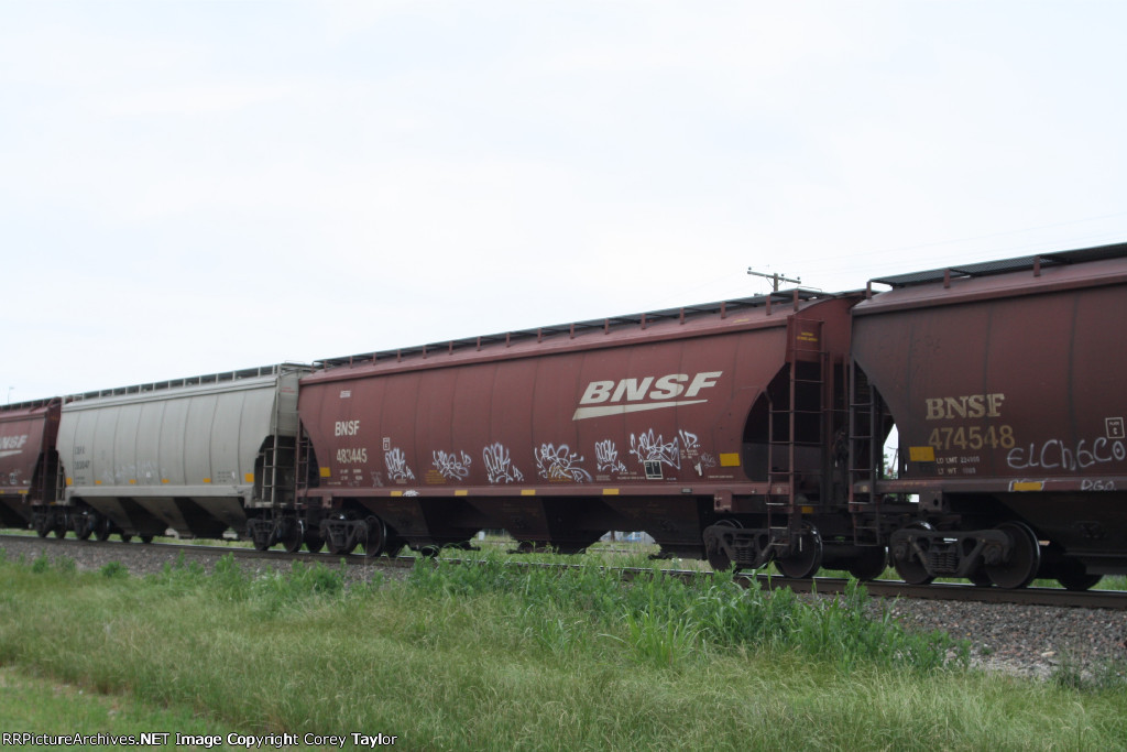 BNSF 483445